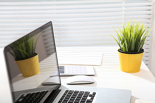 
	
        警惕老板常说的三句话背后含义
